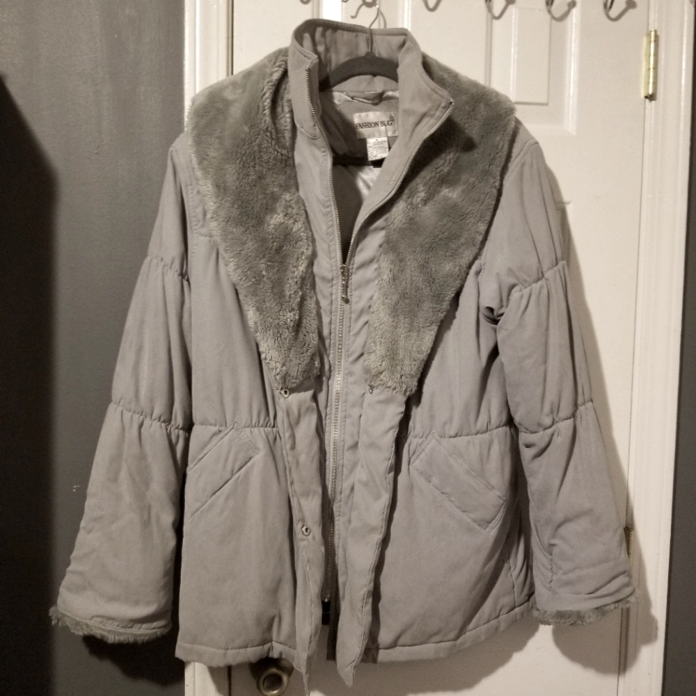 COPY - Gray puffer jacket with faux fur collar